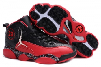 jordan 12 rouge et noir